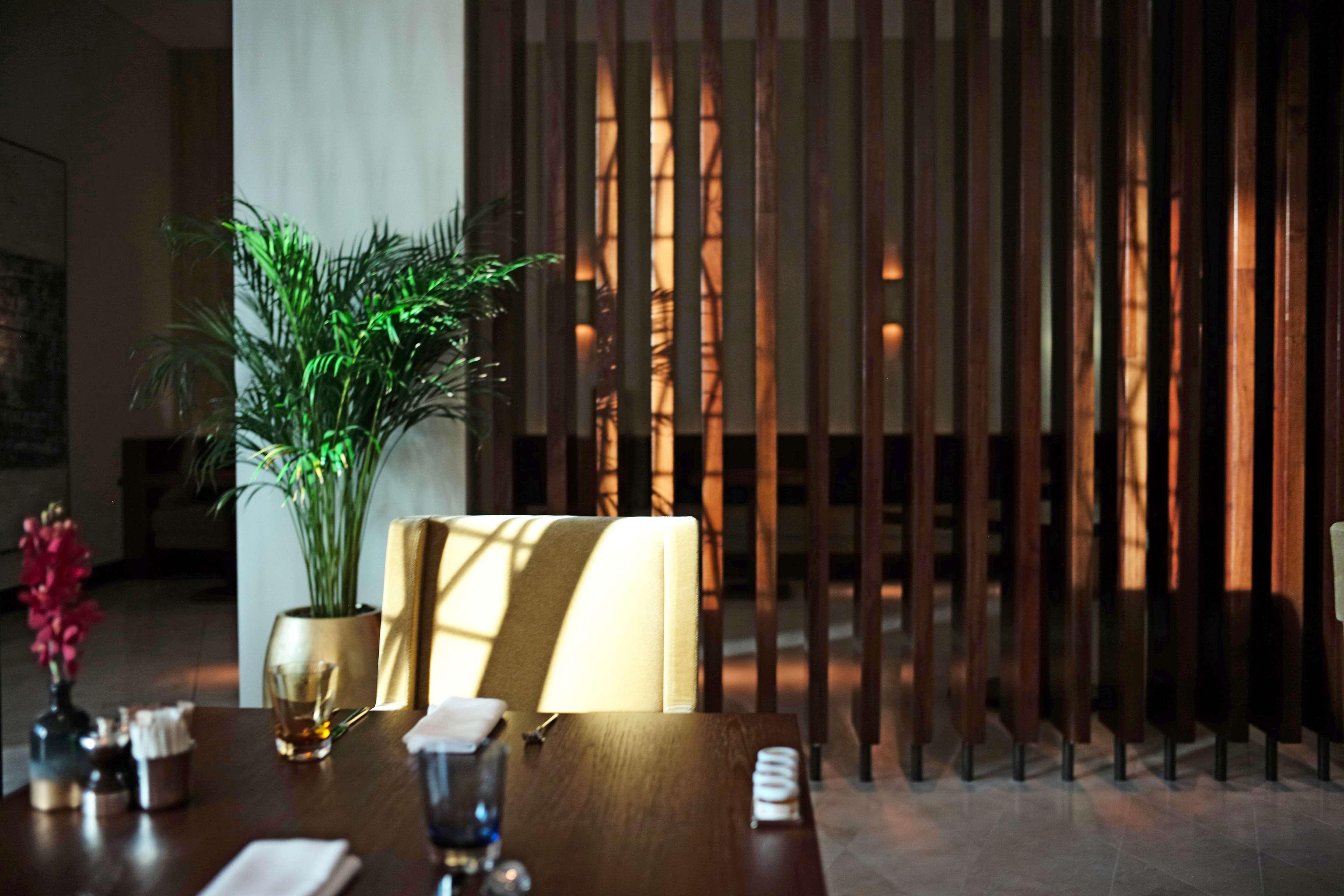 Park Hyatt Doha Hotel Ngoại thất bức ảnh Interior of the hotel
